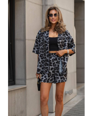 36 костюм шовковий із шортами