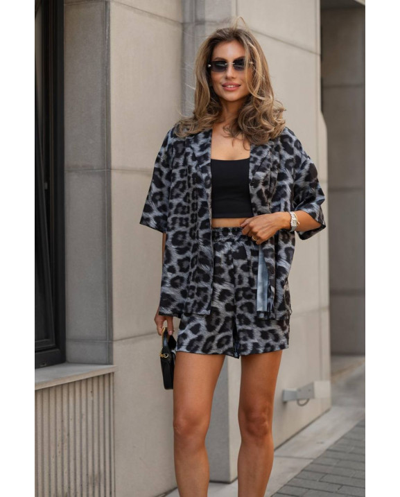 36 костюм шовковий із шортами