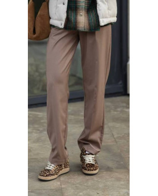 21 Штани на резинці зі шнурком