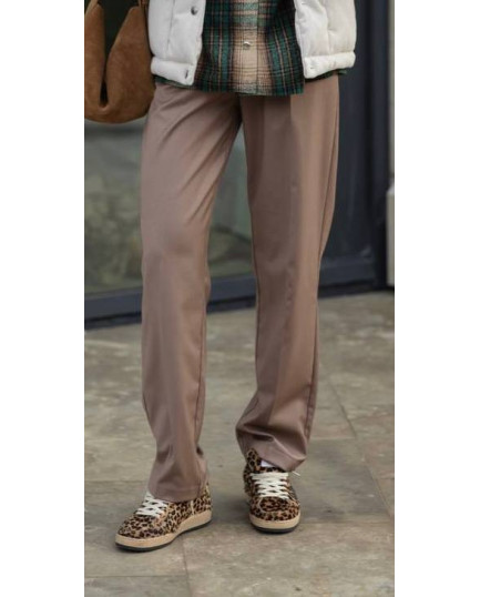 21 Штани на резинці зі шнурком