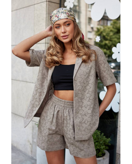 42 костюм з прошви із шортами