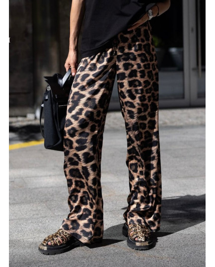 53 Штани шовкові