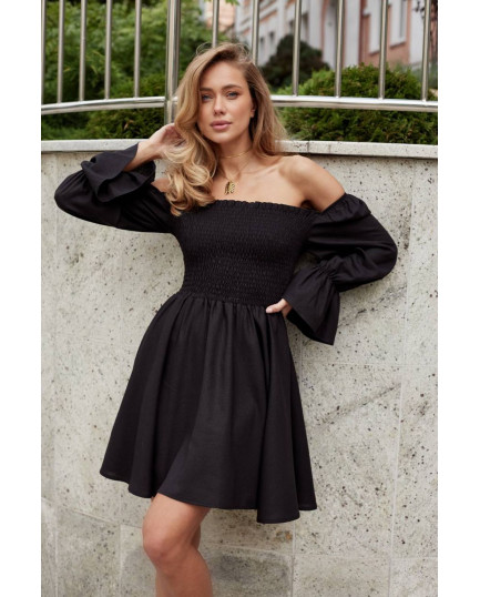 39 коротке лляне плаття на резинці