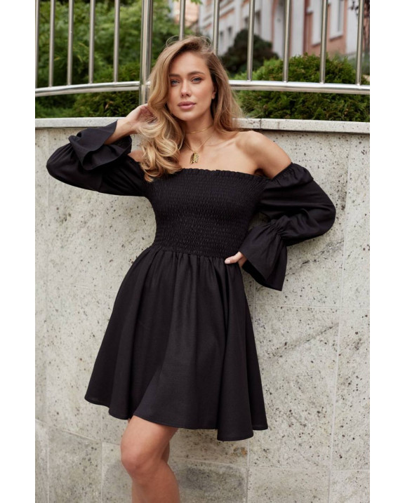 39 коротке лляне плаття на резинці