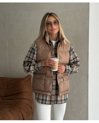 17 Жилетка пухова на кнопках водовідштовхувальна 17 Жилетка пухова на кнопках водовідштовхувальна