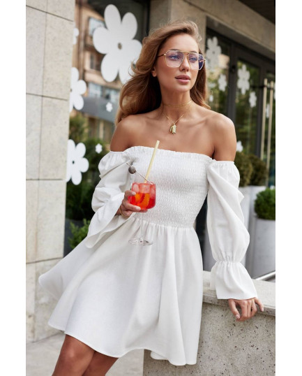 39 коротке лляне плаття на резинці